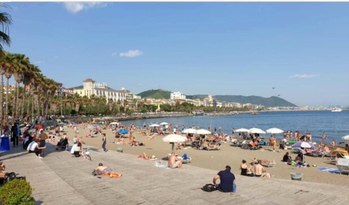 Salerno Mare E Luci Διαμέρισμα Εξωτερικό φωτογραφία